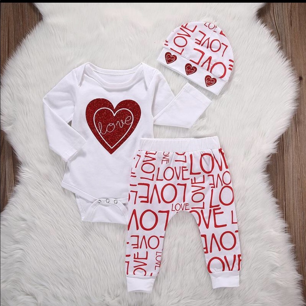 Infant Toddler Valentine's Day Heart Love Outfit
